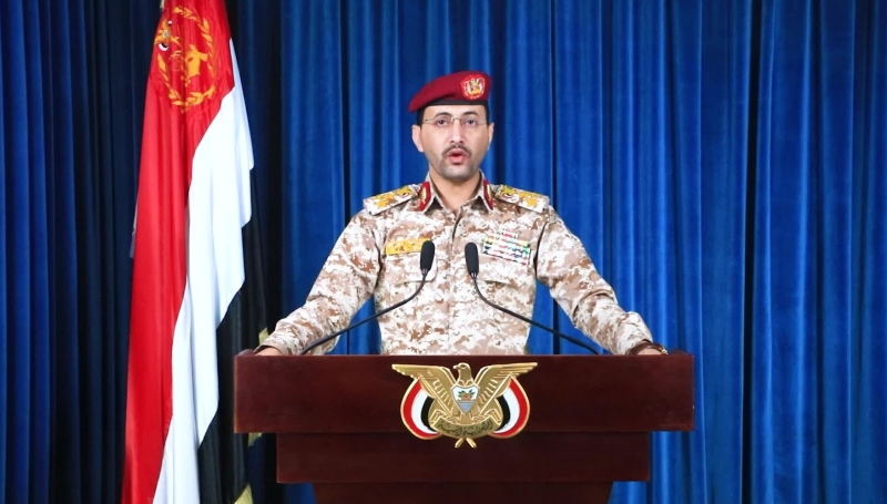 الحوثي يهدد السفن والبوارج الأميركية إذا هاجمت إيران